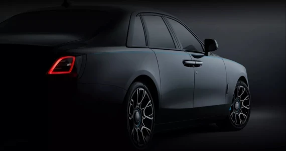 รูปภาพ โรลส์-รอยซ์ Rolls-Royce Ghost Black Badge ปี 2022