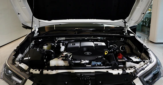 รูปภาพ โตโยต้า Toyota Revo GR Sport 2.8 AT Hi-Floor 4X4 ปี 2021