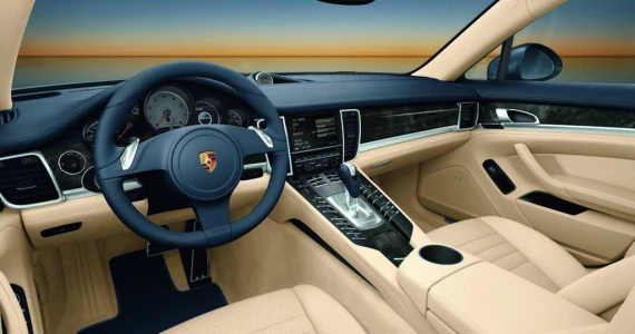 รูปภาพ ปอร์เช่ Porsche Panamera V6 Diesel ปี 2011
