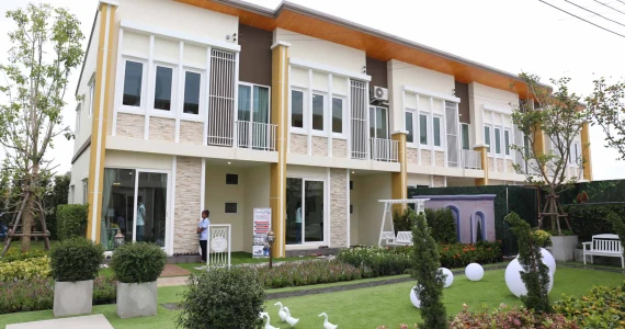 รูปภาพ โกลเด้น ทาวน์ ศรีนครินทร์-สุขุมวิท (Golden Town Srinakarin - Sukhumvit)