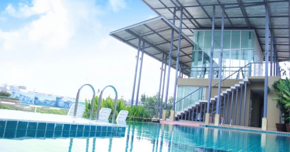 รูปภาพ บ้านสวยน้ำใส สุราษฎร์ธานี (Baan Suay Nam Sai Suratthani)