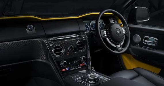 รูปภาพ โรลส์-รอยซ์ Rolls-Royce Cullinan Black Badge ปี 2020