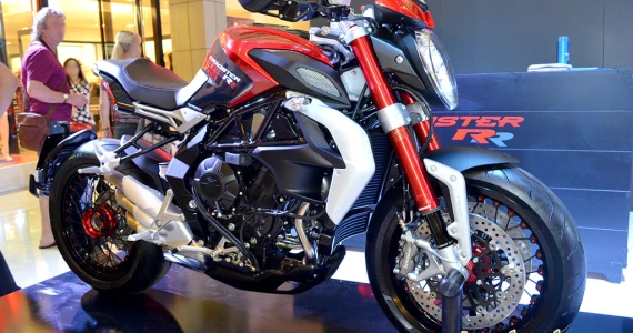 รูปภาพ เอ็มวี ออกุสต้า MV Agusta Brutale 800 Dragster RR ปี 2015