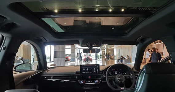 รูปภาพ อาวดี้ Audi A4 Avant 45 TFSI quattro S line Black Edition ปี 2020