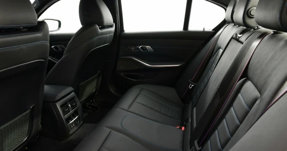 รูปภาพ บีเอ็มดับเบิลยู BMW M3 340i xDrive ปี 2021