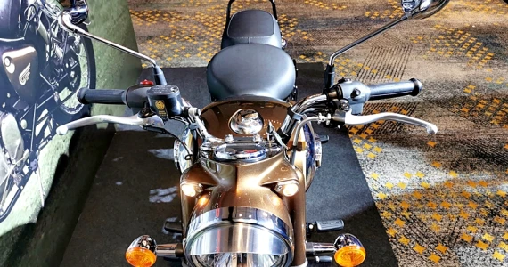 รูปภาพ โรยัล เอ็นฟีลด์ Royal Enfield Classic 350 Chrome ปี 2022