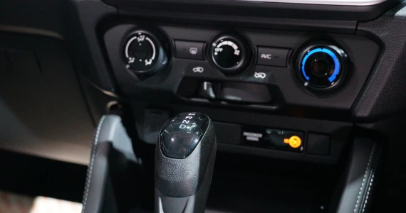 รูปภาพ อีซูซุ Isuzu MU-X 4x2 2.2 Active A/T ปี 2024