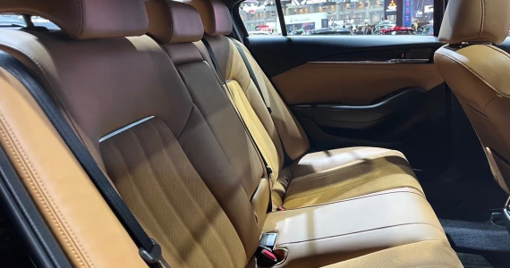 รูปภาพ มาสด้า Mazda 6 20th Anniversary Edition ปี 2023