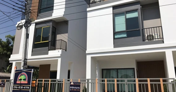 รูปภาพ เดอะ ฟรีด้อม นาคนิวาส-โชคชัย 4 (The Freedom Nakniwas - Chokechai 4)