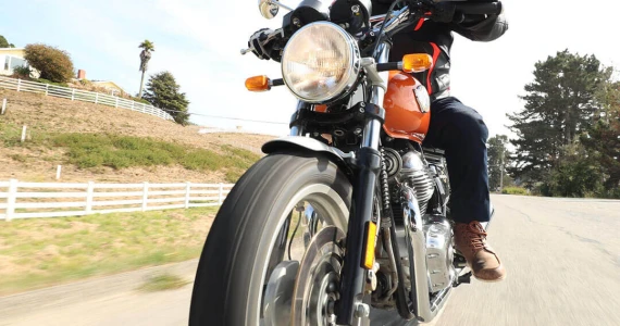 รูปภาพ โรยัล เอ็นฟีลด์ Royal Enfield Interceptor 650 (Standard) ปี 2018