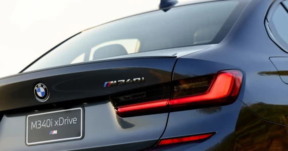 รูปภาพ บีเอ็มดับเบิลยู BMW M3 340i xDrive ปี 2021