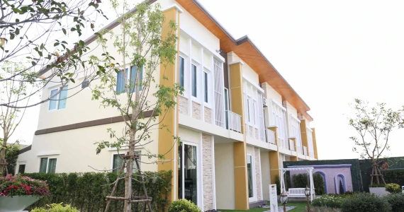 รูปภาพ โกลเด้น ทาวน์ ศรีนครินทร์-สุขุมวิท (Golden Town Srinakarin - Sukhumvit)