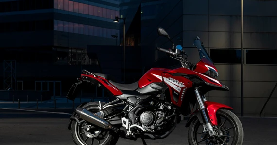 รูปภาพ เบเนลลี Benelli TRK 251 ABS ปี 2018