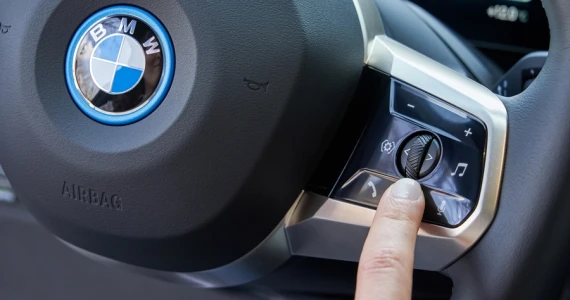 รูปภาพ บีเอ็มดับเบิลยู BMW i X xDrive50 Sport ปี 2022