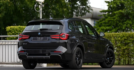 รูปภาพ บีเอ็มดับเบิลยู BMW i iX3 M Sport Inspiring ปี 2023
