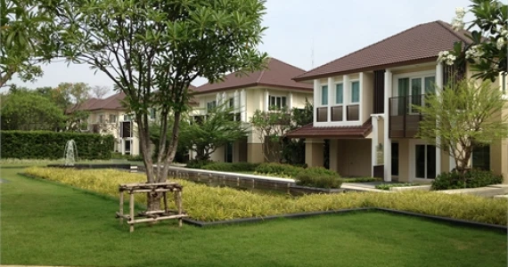 รูปภาพ เซนโทร วัชรพล (Centro Watcharaphol)