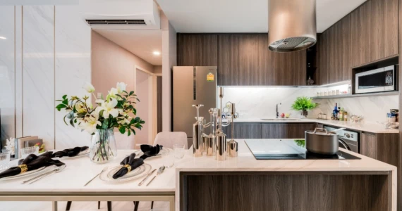 รูปภาพ เวรี่ ลาซาล (Very Lasalle)