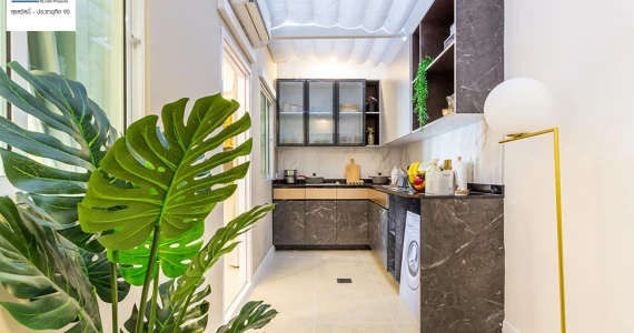 รูปภาพ ไลโอ สุขสวัสดิ์-ประชาอุทิศ 90 (Lio Suk Sawat-Pracha Uthitt 90)