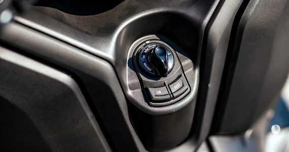 รูปภาพ ยามาฮ่า Yamaha XMAX Connected ปี 2022