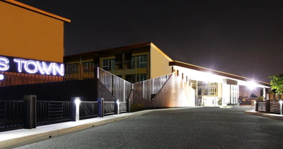 รูปภาพ เบล็สทาวน์ ศรีนครินทร์ - หนามแดง (Bless Town Srinakarin - Namdaeng)