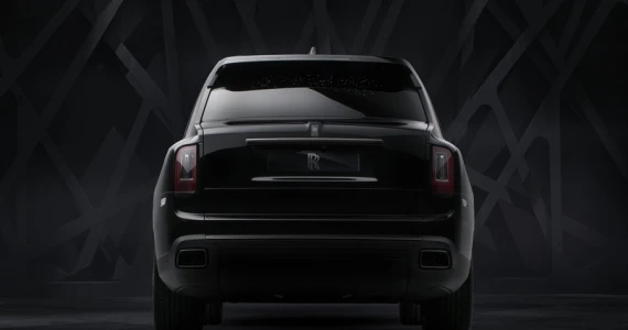 รูปภาพ โรลส์-รอยซ์ Rolls-Royce-Cullinan Black Badge-ปี 2022