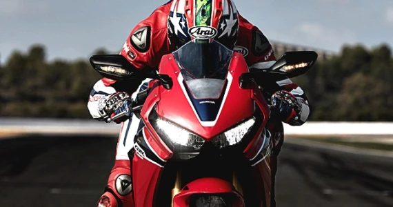 รูปภาพ ฮอนด้า Honda CBR 1000RR SP ปี 2017