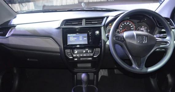 รูปภาพ ฮอนด้า Honda Mobilio RS AT ปี 2017