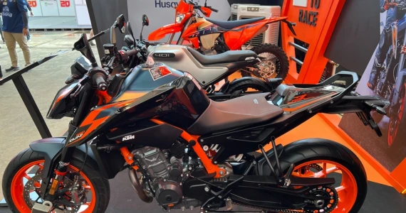 รูปภาพ เคทีเอ็ม KTM 890 Duke R ปี 2023