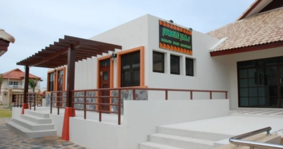 รูปภาพ เมาน์เท่นวิว อินเตอร์เนชั่นแนล บางแสน (Mountainview International Bangsan)