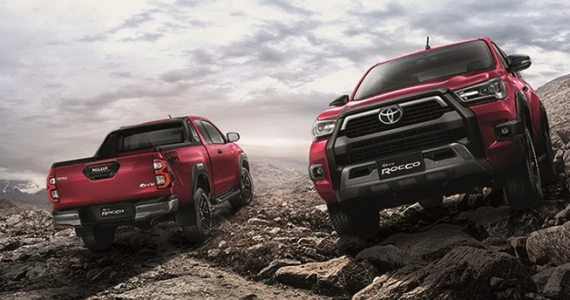 รูปภาพ โตโยต้า Toyota Revo Smart Cab ROCCO Prerunner 2.4 AT 60th Anniversary ปี 2022