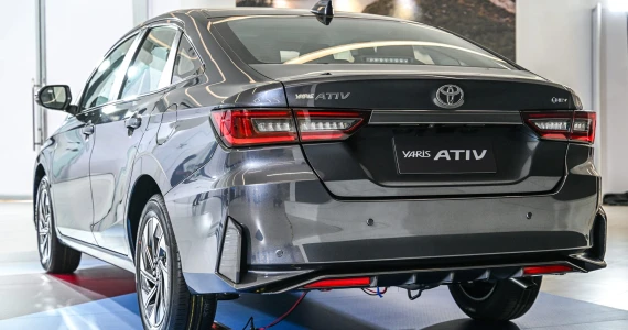 รูปภาพ โตโยต้า Toyota Yaris ATIV HEV Premium ปี 2025
