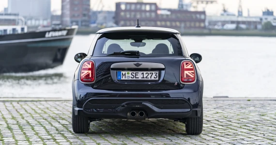 รูปภาพ มินิ Mini Hatch 3 Door Cooper S Resolute Edition ปี 2023