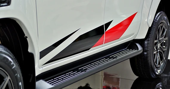 รูปภาพ โตโยต้า Toyota Revo GR Sport 2.8 AT Hi-Floor 4X4 ปี 2021