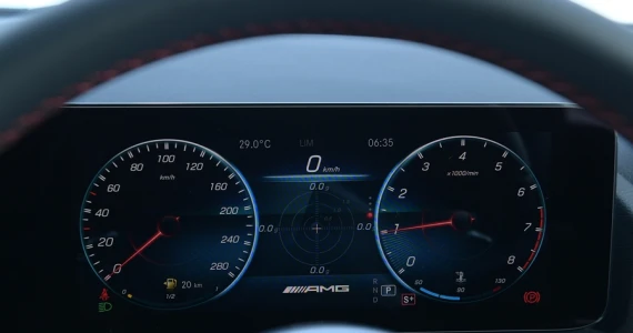 รูปภาพ เมอร์เซเดส-เบนซ์ Mercedes-benz AMG GLA 35 4MATIC ปี 2021