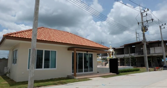 รูปภาพ บ้านบริบูรณ์ มาบข่า (Baan Borriboon)