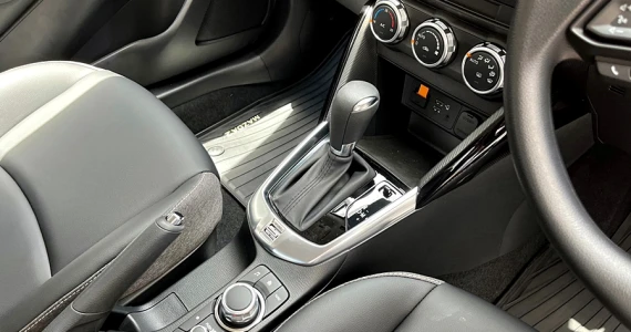 รูปภาพ มาสด้า Mazda 2 1.3 Clap Pop Sports ปี 2023
