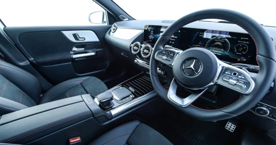 รูปภาพ เมอร์เซเดส-เบนซ์ Mercedes-benz AMG GLA 35 4MATIC ปี 2021