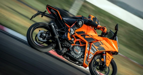 รูปภาพ เคทีเอ็ม KTM RC 390 ปี 2022