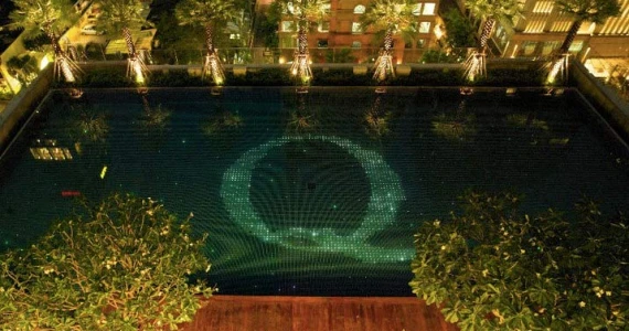 รูปภาพ คิว หลังสวน (Q Langsuan)