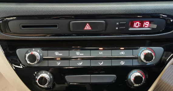 รูปภาพ เกีย KIA Grand Carnival LX MY19 ปี 2019