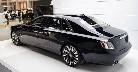 รูปภาพ โรลส์-รอยซ์ Rolls-Royce Ghost Series II Extended Wheel base ปี 2025