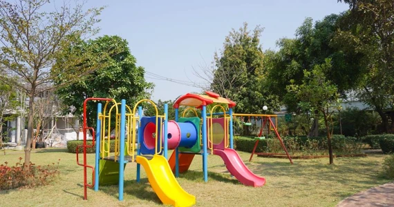 รูปภาพ เดอะพรอมิเน้นซ์ พราวด์ (The Prominence Proud)