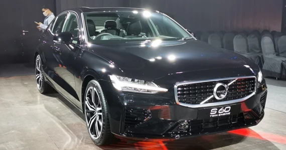 รูปภาพ วอลโว่ Volvo S60 Recharge Plug-in Hybrid R-Design ปี 2022