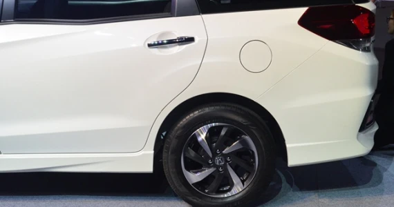 รูปภาพ ฮอนด้า Honda Mobilio RS AT ปี 2017