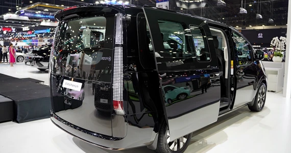 รูปภาพ ฮุนได Hyundai Staria Premium (Euro 5) ปี 2024