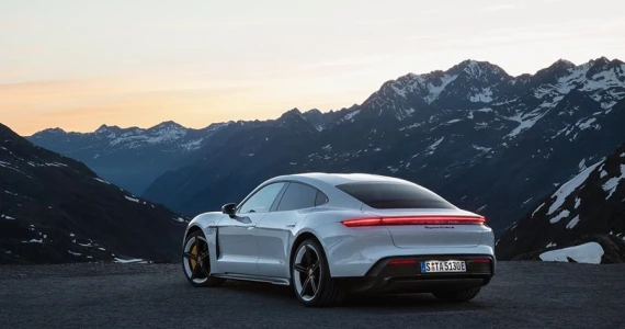 รูปภาพ ปอร์เช่ Porsche Taycan 4S ปี 2020
