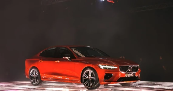 รูปภาพ วอลโว่ Volvo S60 Recharge Plug-in Hybrid R-Design ปี 2022