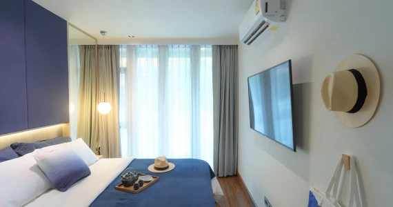 รูปภาพ ตรรกะ ศรีวรา (Takka Sriwara)