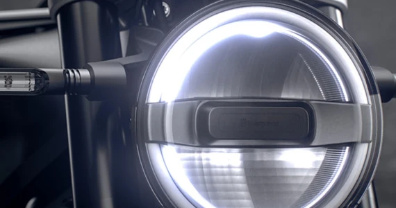 รูปภาพ ฮุสวาน่า Husqvarna Naked svartpilen 200 ปี 2021