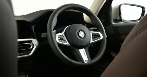 รูปภาพ บีเอ็มดับเบิลยู BMW Series 3 330Li M Sport ปี 2021